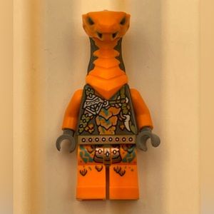 Lego 71756 Ninjago Cobra Mechanic Minifigure Retired